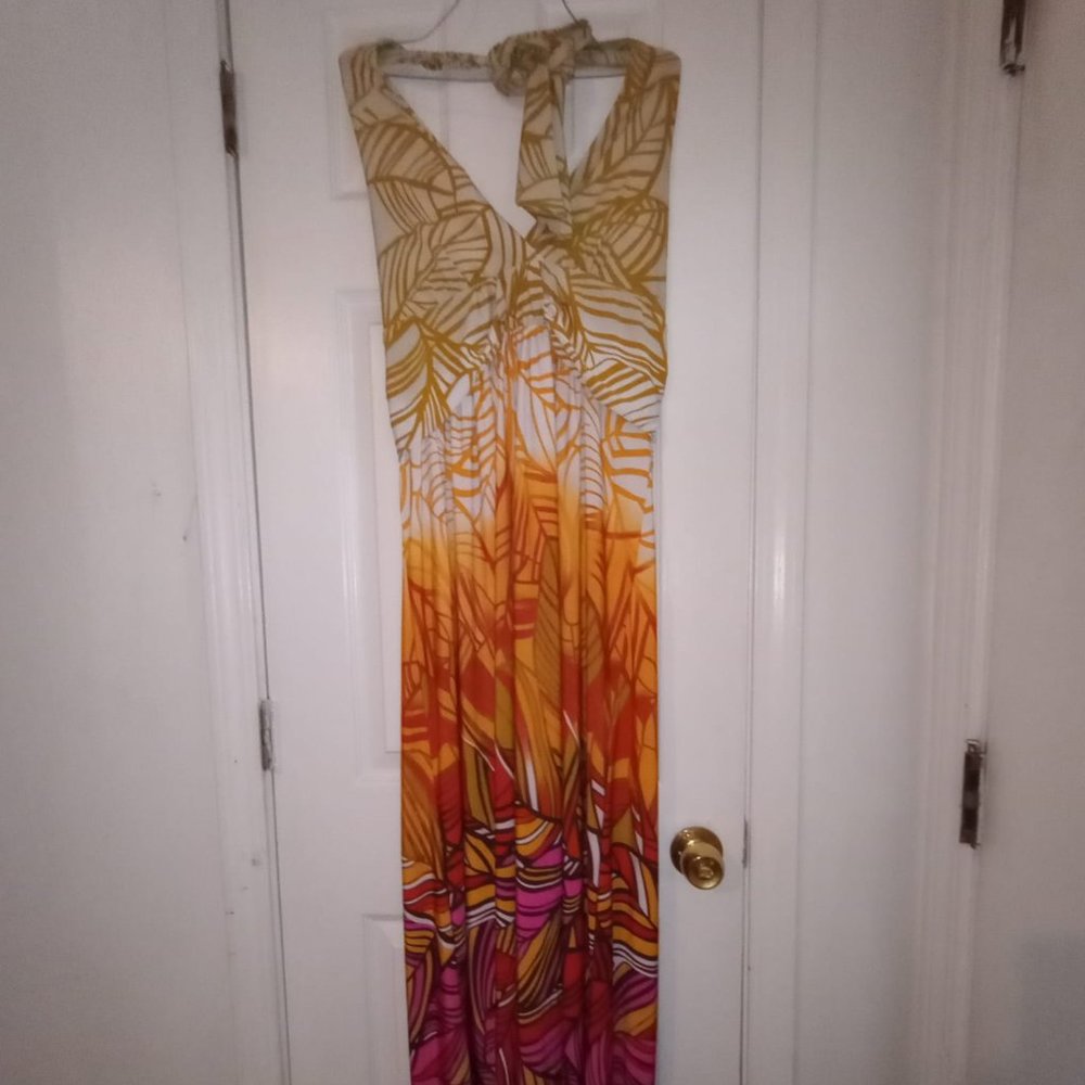 blooming rose leaf print
